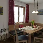 Allgaeuer-landhaus-stocker דירה הופראו